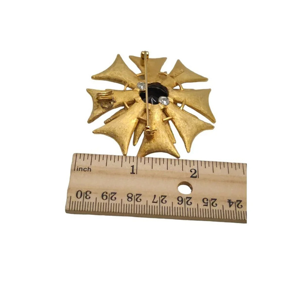 BSK Smokey Stone Textured Maltese Cross Flower Brooch Pin Gold Tone Vintage - Picture 6 of 6